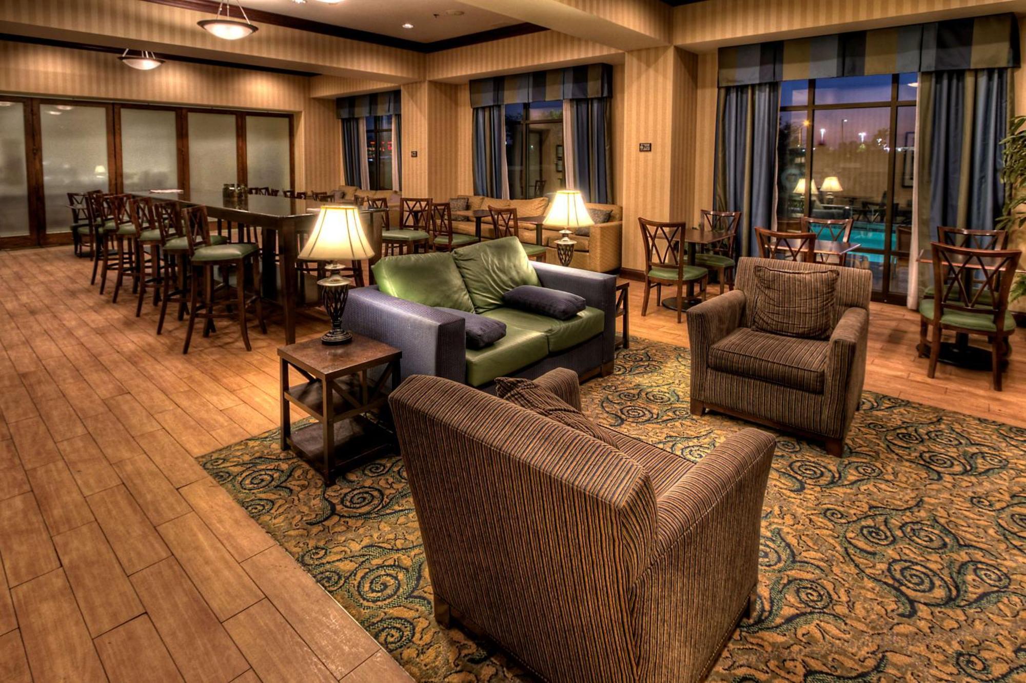 Hampton Hotel 3*